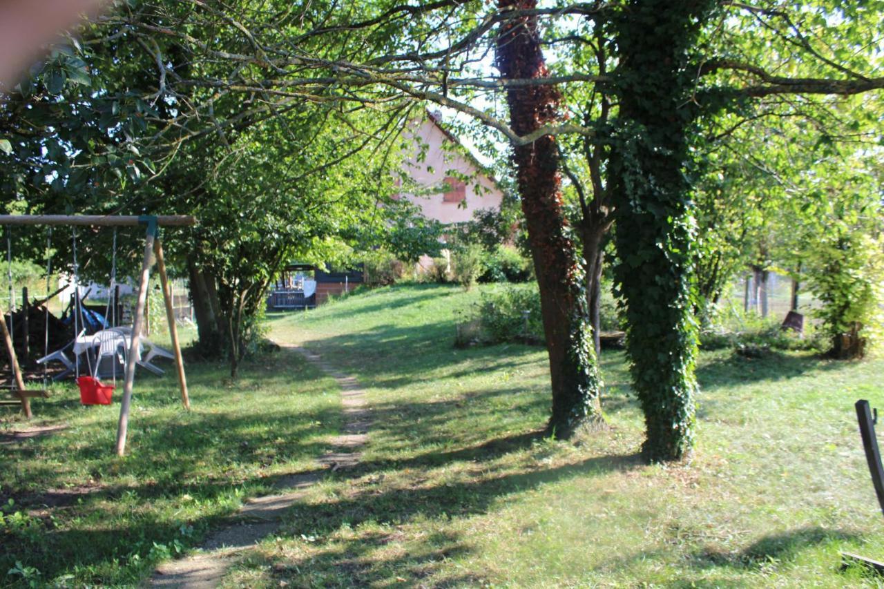 Gites Riviere Et Colline Niedermodern Exterior foto